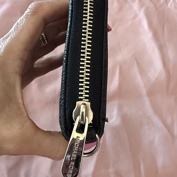 Michael Kors Black Textured Wallet - Picture 3 of 8